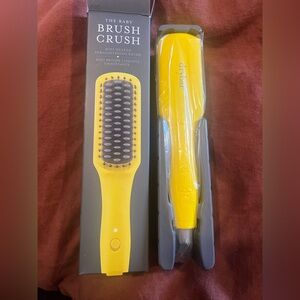 Drybar The Baby Brush Crush Mini Heated Straightening Brush - Brand New In Box